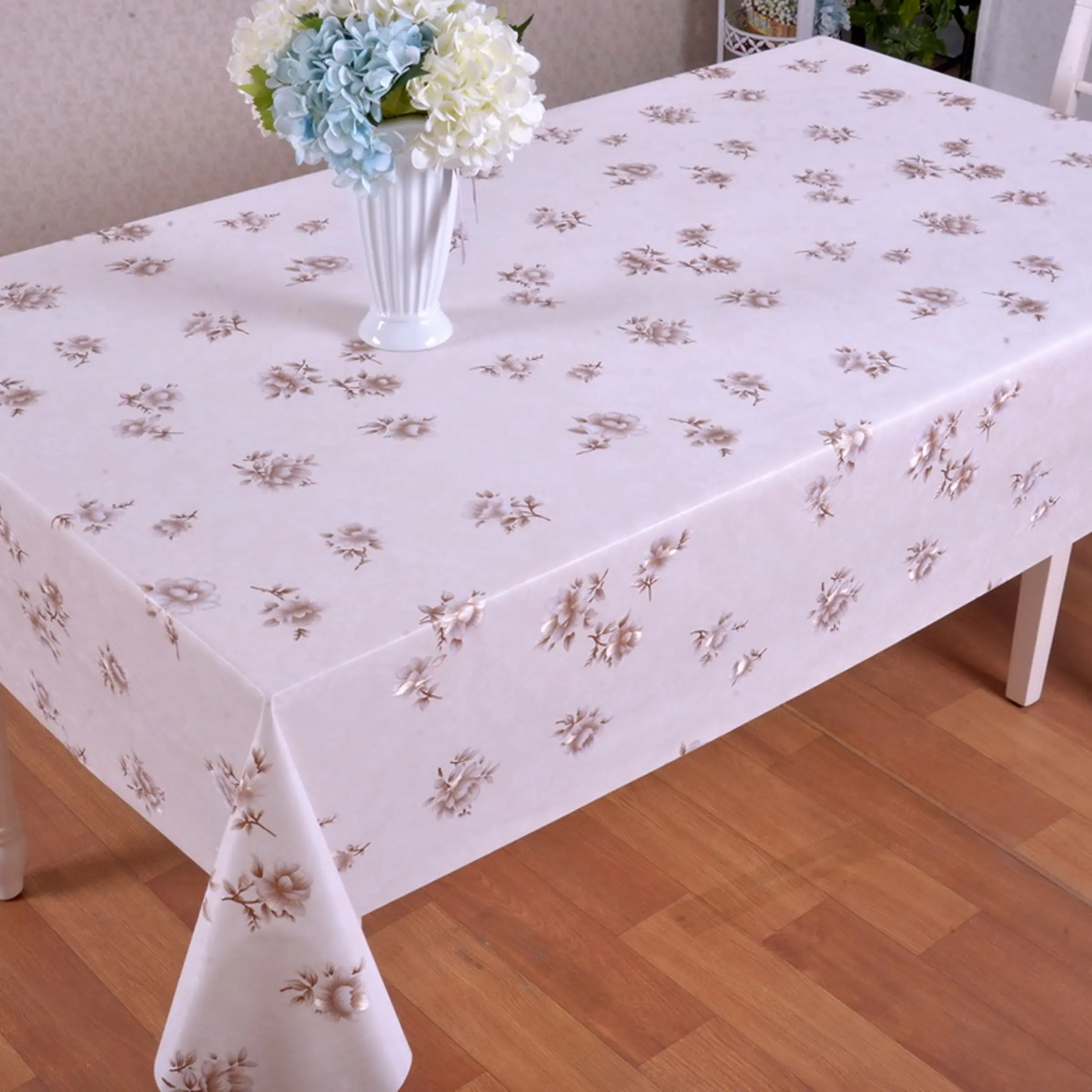 Cerata Stołowa Glitter na Tkaninie Poliestrowej – Klasyczna Kratka – Szaro-Biała